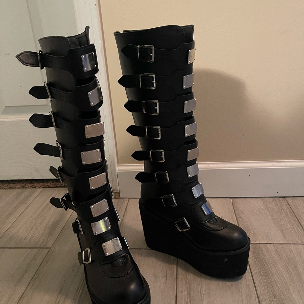 Black Platform Buckle Boots